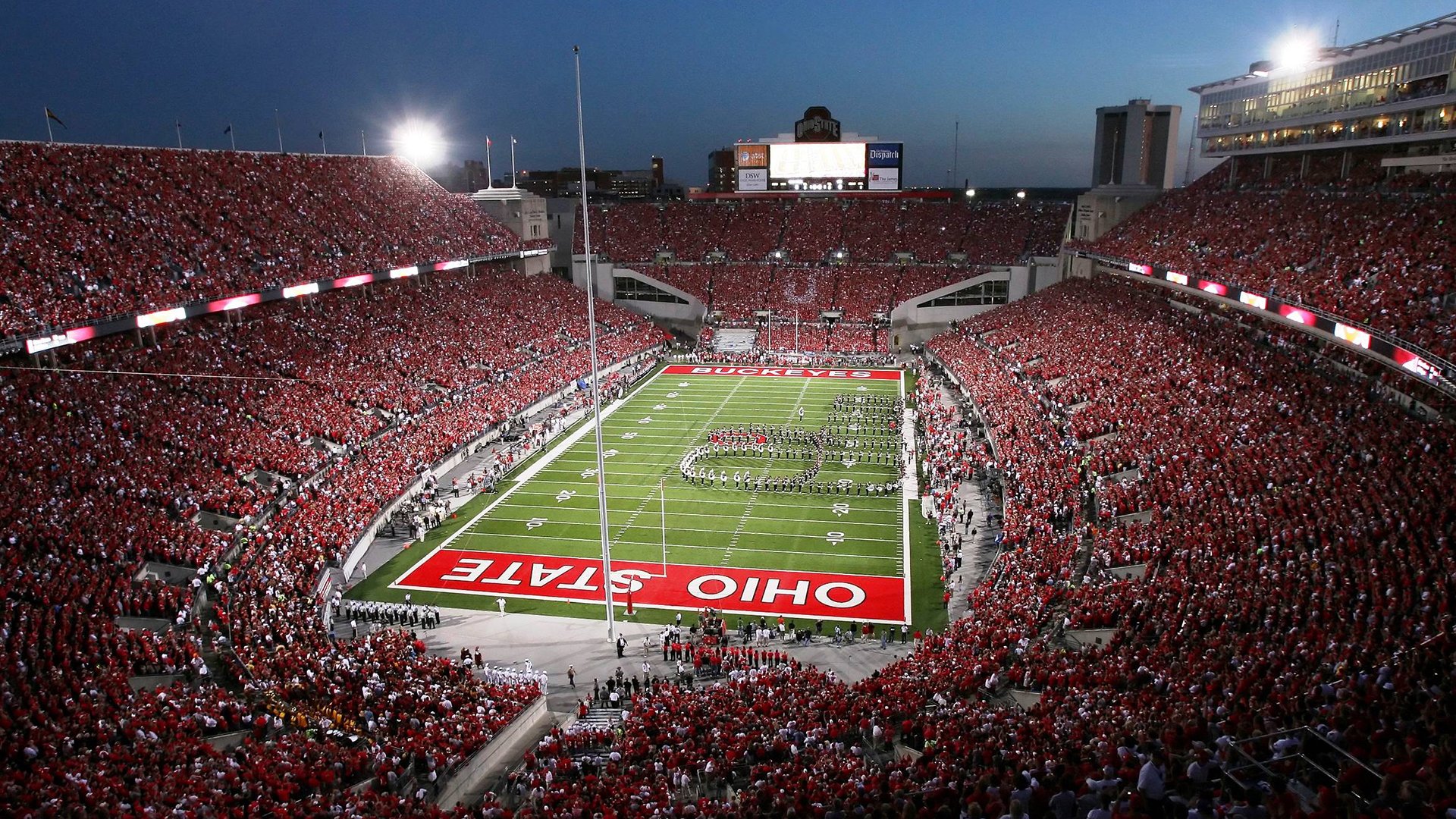 沃尔夫斯堡构建有效拦截体系掌控中场，沃尔夫斯堡主力